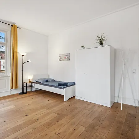 Teams Apartmenthaus Outletcity Metzingen Wifi,smart Tv,parking