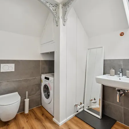 Teams Apartmenthaus Outletcity Metzingen Wifi,smart Tv,parking Apartment Metzingen (Tubingen)