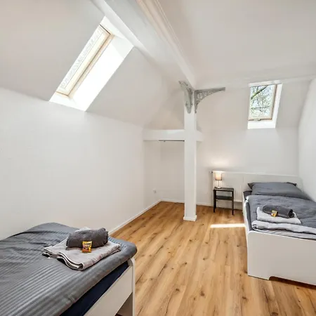 Teams Apartmenthaus Outletcity Metzingen Wifi,smart Tv,parking Apartment Metzingen (Tubingen)