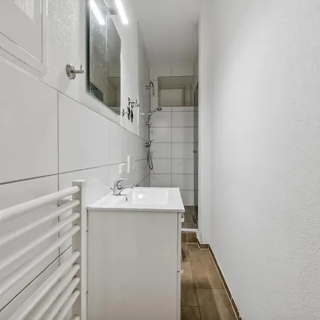 Apartment Teams Apartmenthaus Outletcity Metzingen Wifi,smart Tv,parking